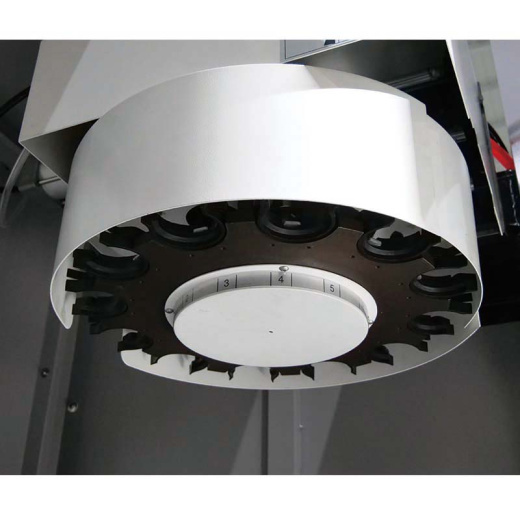 Фрезерный станок с ЧПУ RCM XH7126 