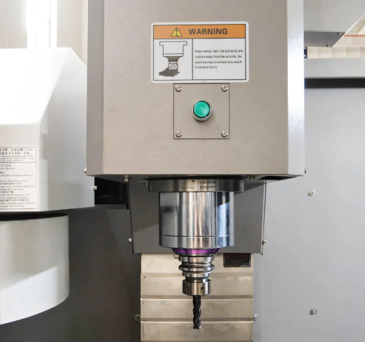 Вертикально-фрезерный станок с ЧПУ  RCM XH7136