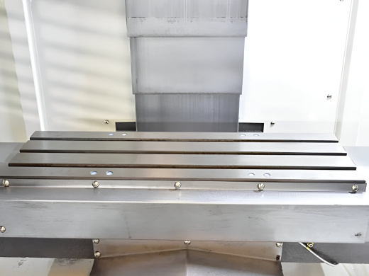 Вертикальный обрабатывающий центр RCM XH7126